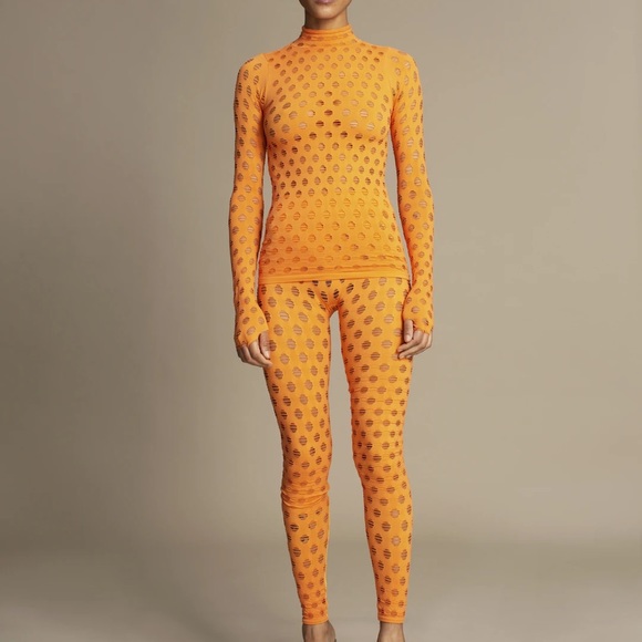 Maisie Wilen perforated turtleneck and leggings - Picture 3 of 4